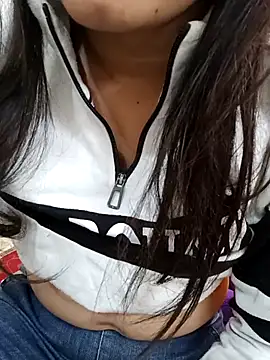 CuteSarikaLIVE online show from November 26, 2025, 4:01 am