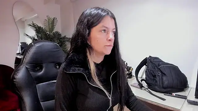 Meghan320 online show from July 11, 2026, 11:32 am