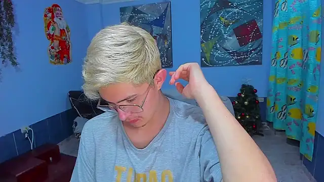 patrik 027 online show from December 19, 2025, 8:49 am