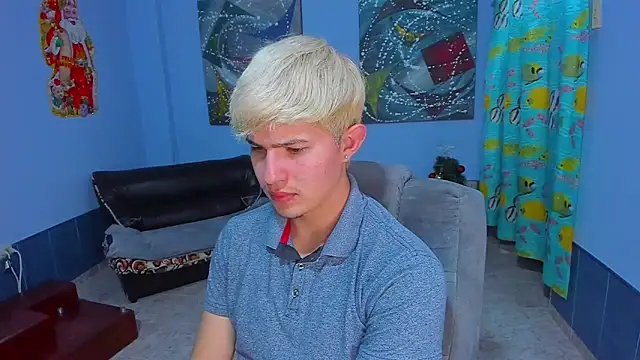 patrik 027 online show from December 20, 2025, 9:06 pm