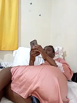 Ranny18l online show from April 21, 2026, 1:42 am