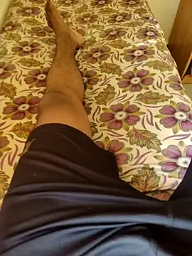 Mallupaiyanaachu online show from December 17, 2025, 2:27 am