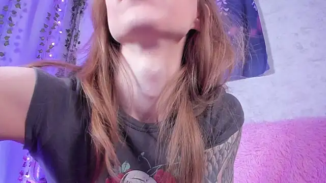 LuckySexyDoll online show from April 21, 2026, 6:09 am