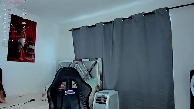 Snapshot of KAREN17 chatting on February 17, 2025, 6:28 pm KAREN17 online show from February 17, 2025, 6:28 pm