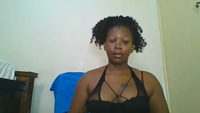CuteJ online show from June 10, 2026, 10:33 pm