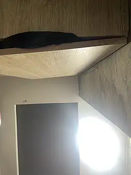 CeliWoods online show from October 5, 2025, 10:06 am