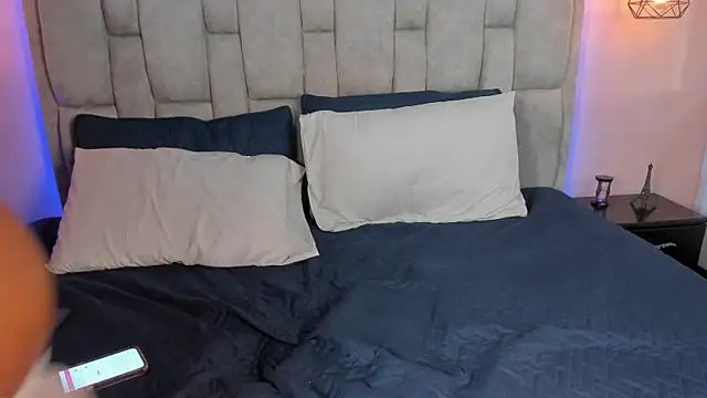 Stefhanyblow online show from November 7, 2025, 5:56 am