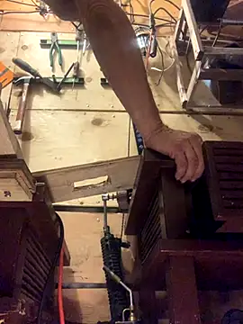 Snapshot of Likewise chatting on October 31, 2025, 12:13 pm Likewise online show from October 31, 2025, 12:13 pm