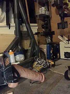 Snapshot of Likewise chatting on September 28, 2025, 1:18 pm Likewise online show from September 28, 2025, 1:18 pm