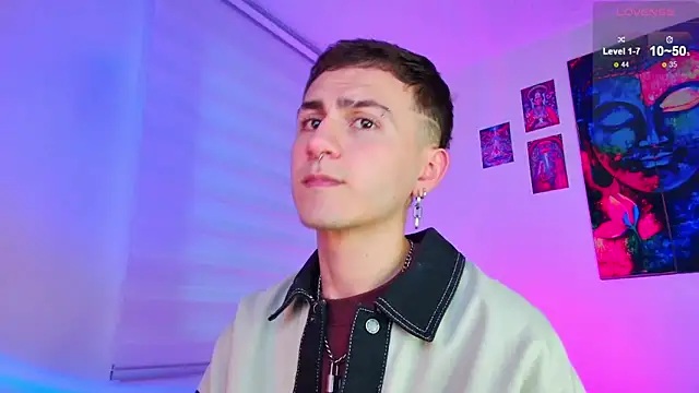 dimitri-bilak online show from April 15, 2026, 11:05 pm