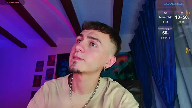 Snapshot of dimitri-bilak chatting on January 21, 2025, 11:45 pm dimitri-bilak online show from January 21, 2025, 11:45 pm