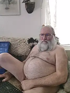 Snapshot of SexySantaC chatting on December 3, 2025, 11:53 am SexySantaC online show from December 3, 2025, 11:53 am