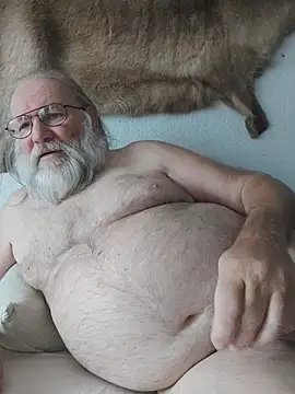 Snapshot of SexySantaC chatting on July 18, 2026, 8:34 am SexySantaC online show from July 18, 2026, 8:34 am
