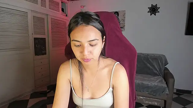 Snapshot of Miss_Nicole chatting on January 30, 2025, 1:44 am Miss Nicole online show from January 30, 2025, 1:44 am