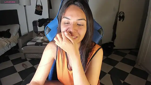 Snapshot of Miss_Nicole chatting on March 2, 2025, 2:30 am Miss Nicole online show from March 2, 2025, 2:30 am