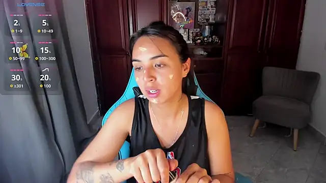 Snapshot of Miss_Nicole chatting on July 9, 2026, 7:13 pm Miss Nicole online show from July 9, 2026, 7:13 pm