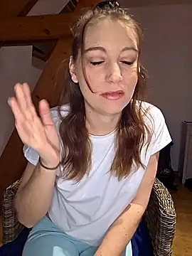 XLisaxx online show from February 21, 2026, 6:04 am