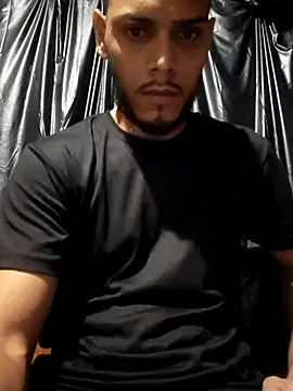 apolodiosgriego online show from November 2, 2025, 4:39 am