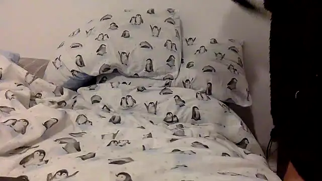 bigguy101 online show from November 22, 2025, 3:38 am