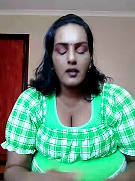 Snapshot of NWC4LYF chatting on November 15, 2025, 7:56 am NWC4LYF online show from November 15, 2025, 7:56 am