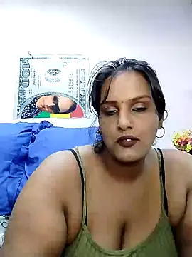 Snapshot of NWC4LYF chatting on February 24, 2025, 6:47 pm NWC4LYF online show from February 24, 2025, 6:47 pm