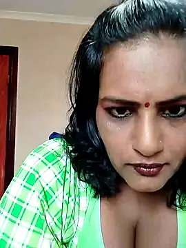 Snapshot of NWC4LYF chatting on November 2, 2025, 6:18 am NWC4LYF online show from November 2, 2025, 6:18 am