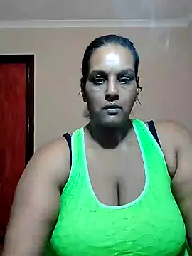 Snapshot of NWC4LYF chatting on September 30, 2025, 4:13 pm NWC4LYF online show from September 30, 2025, 4:13 pm