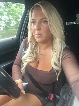 Bustyblondebabe32 online show from June 4, 2026, 7:57 am