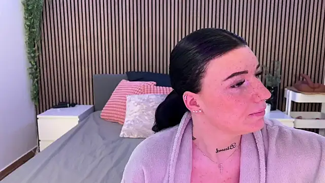 LizaRoxx online show from March 15, 2025, 10:24 am