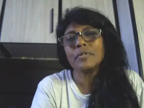 Snapshot of MsAttitude chatting on April 26, 2026, 10:34 am MsAttitude online show from April 26, 2026, 10:34 am