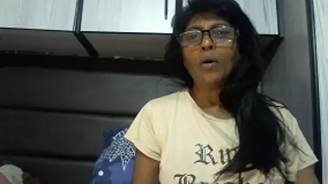 Snapshot of MsAttitude chatting on December 4, 2025, 7:29 am MsAttitude online show from December 4, 2025, 7:29 am