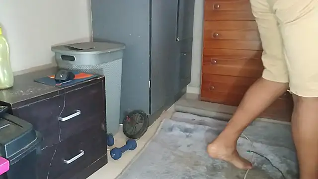 Snapshot of CharlesBlk79_ chatting on September 15, 2025, 7:31 am CharlesBlk79  online show from September 15, 2025, 7:31 am