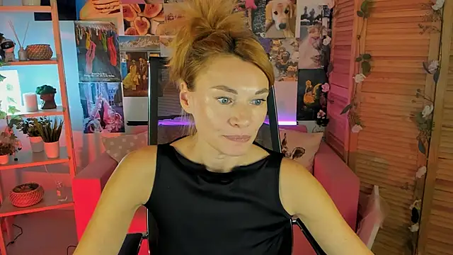 MistyBarnes online show from March 14, 2025, 3:03 pm