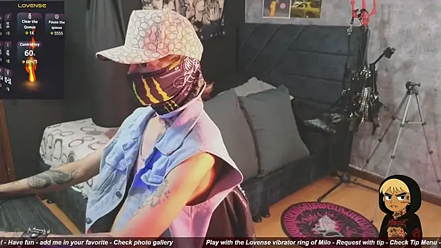 AcidMilo online show from November 16, 2025, 9:51 pm