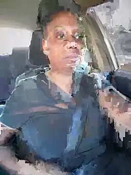 Snapshot of 1Topgyal chatting on October 2, 2025, 12:52 pm 1Topgyal online show from October 2, 2025, 12:52 pm