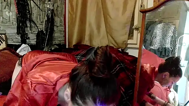 dominatrixredsonyja online show from December 18, 2025, 11:30 pm