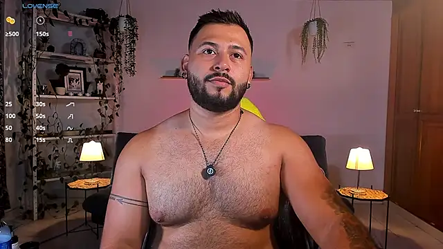 Jacon cruz  online show from March 22, 2026, 12:47 am