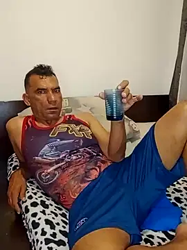 Daddy1972 online show from February 8, 2025, 1:22 pm