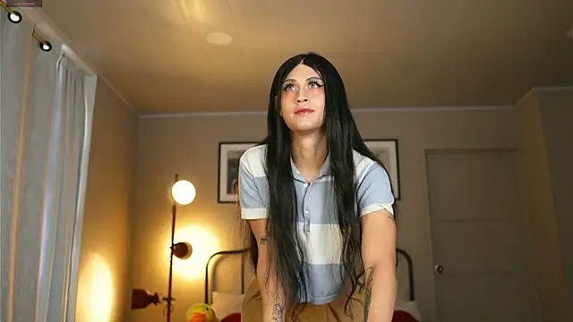 Snapshot of julesbennet chatting on March 11, 2025, 1:45 pm julesbennet online show from March 11, 2025, 1:45 pm