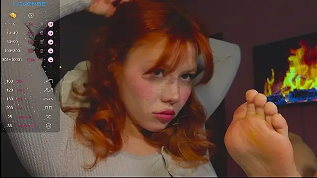 Snapshot of Juliette_Sunshine chatting on March 2, 2025, 4:17 am Juliette Sunshine online show from March 2, 2025, 4:17 am