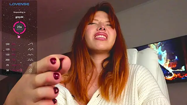 Snapshot of Juliette_Sunshine chatting on January 31, 2025, 1:33 am Juliette Sunshine online show from January 31, 2025, 1:33 am