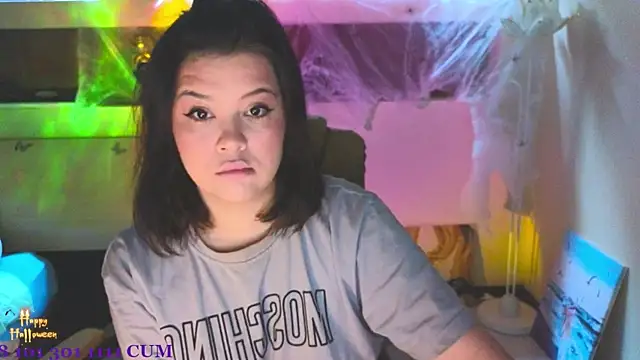 Snapshot of Malika_uAngel chatting on November 3, 2025, 12:05 am Malika uAngel online show from November 3, 2025, 12:05 am