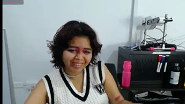 SabinaMerchetti online show from April 23, 2026, 7:15 am