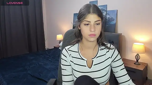 Snapshot of MaryMayson chatting on March 18, 2025, 5:44 pm MaryMayson online show from March 18, 2025, 5:44 pm