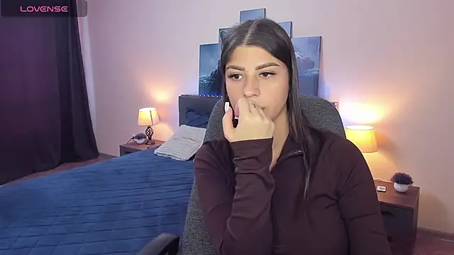 Snapshot of MaryMayson chatting on October 15, 2025, 6:22 am MaryMayson online show from October 15, 2025, 6:22 am