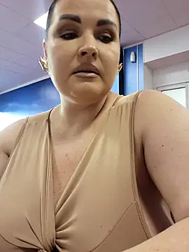 Snapshot of GeorgiaLerox chatting on November 1, 2025, 1:38 pm GeorgiaLerox online show from November 1, 2025, 1:38 pm