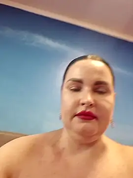 GeorgiaLerox online show from April 3, 2026, 1:28 pm