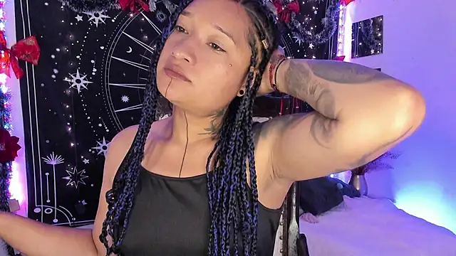 Snapshot of Eva_Lee_ chatting on December 5, 2025, 9:41 am Eva Lee online show from December 5, 2025, 9:41 am