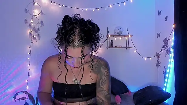 Snapshot of Eva_Lee_ chatting on February 27, 2025, 6:46 am Eva Lee online show from February 27, 2025, 6:46 am