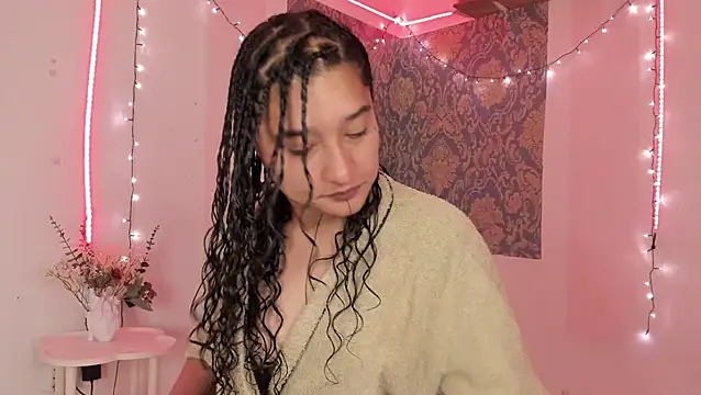 Snapshot of Eva_Lee_ chatting on May 13, 2026, 10:00 am Eva Lee online show from May 13, 2026, 10:00 am